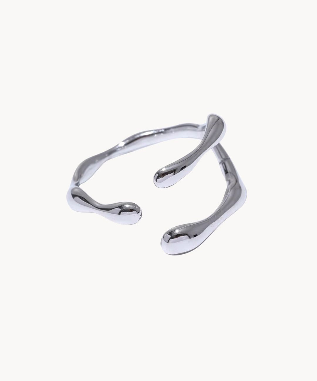 Vita Chiara Ring