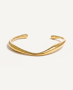 CADUCCI Montale Bracelet in gold, polished open cuff with an organic wave shape