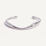 CADUCCI Montale Bracelet in silver, polished open cuff with an organic wave shape